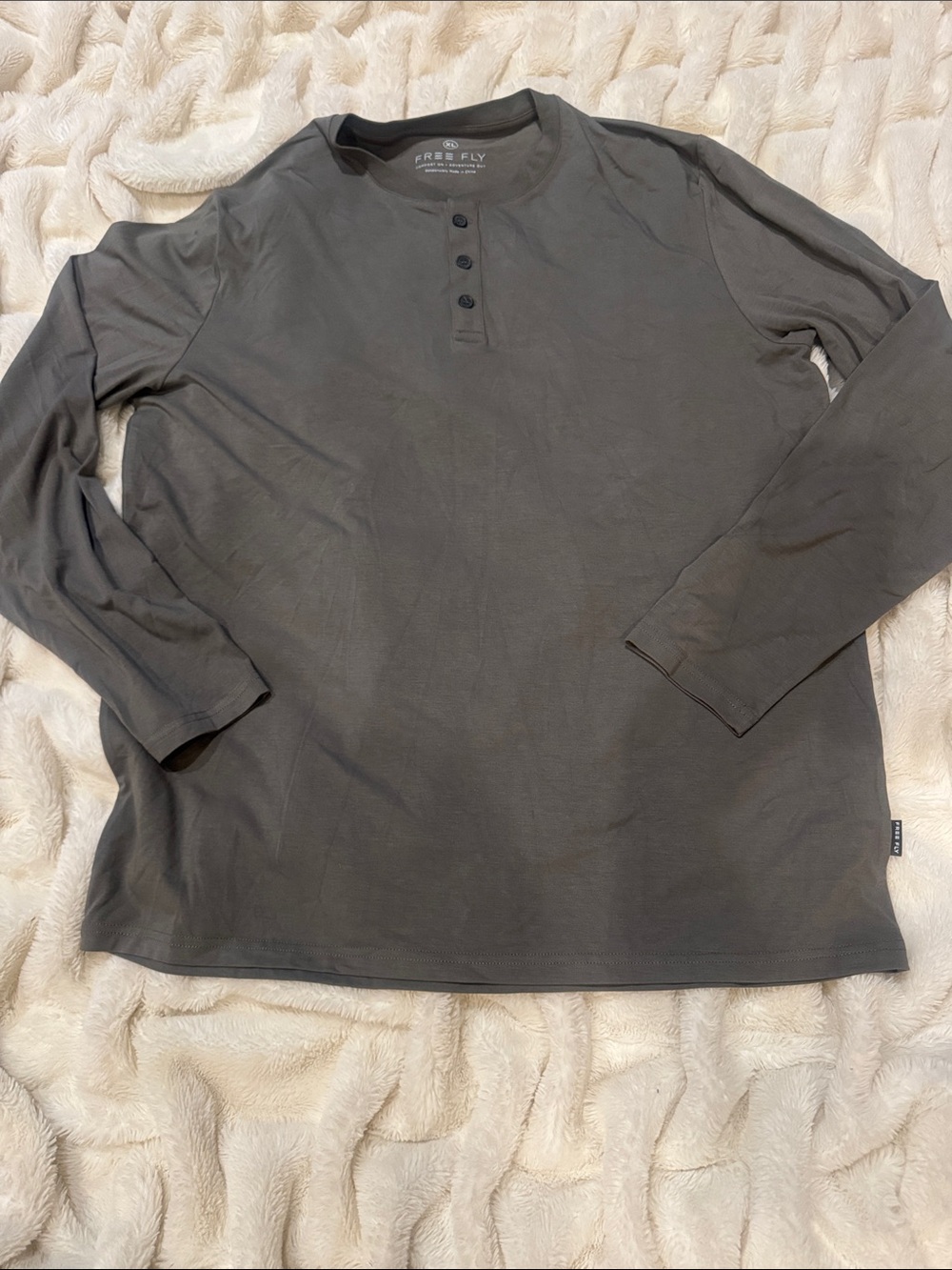 Free fly Men’s Long-Sleeve Henley Shirt in Dark Gray size XL